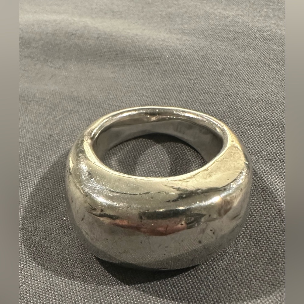 Adrienne Vittadini Sterling ring. Size 8.5